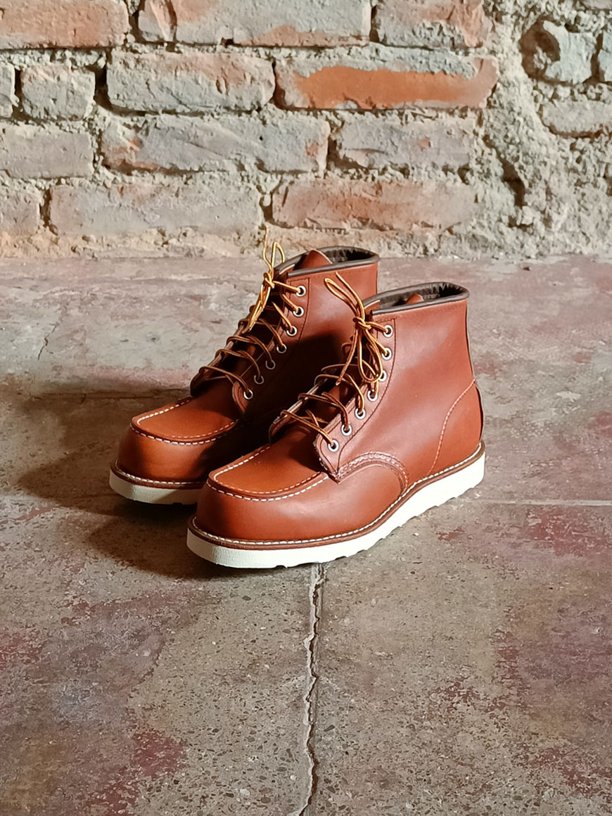 Red Wing Moc Toe 875